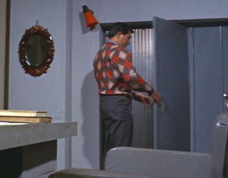 http://www.mightyjack.info/library/b_control_door.jpg