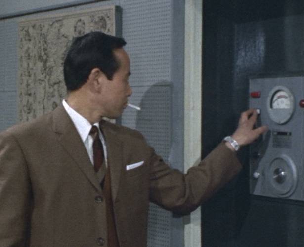 http://www.mightyjack.info/library/mechanism/mj-wall-console02.jpg